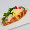 Croissant juustu ja singiga 120g